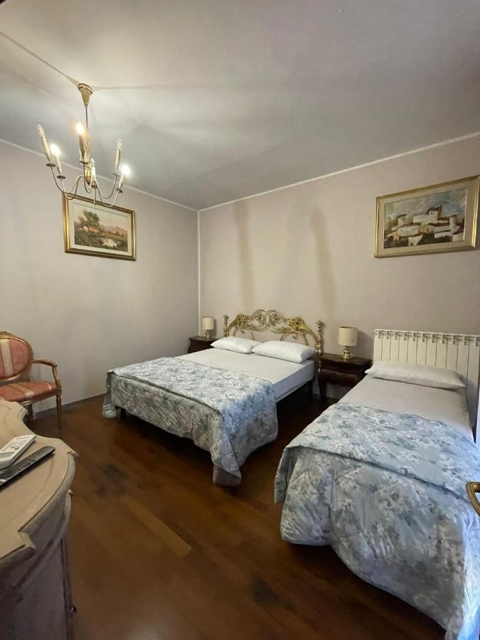 Sopra Le Poste Bed & Breakfast Arezzo Bagian luar foto
