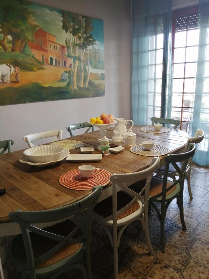 Sopra Le Poste Bed & Breakfast Arezzo Bagian luar foto